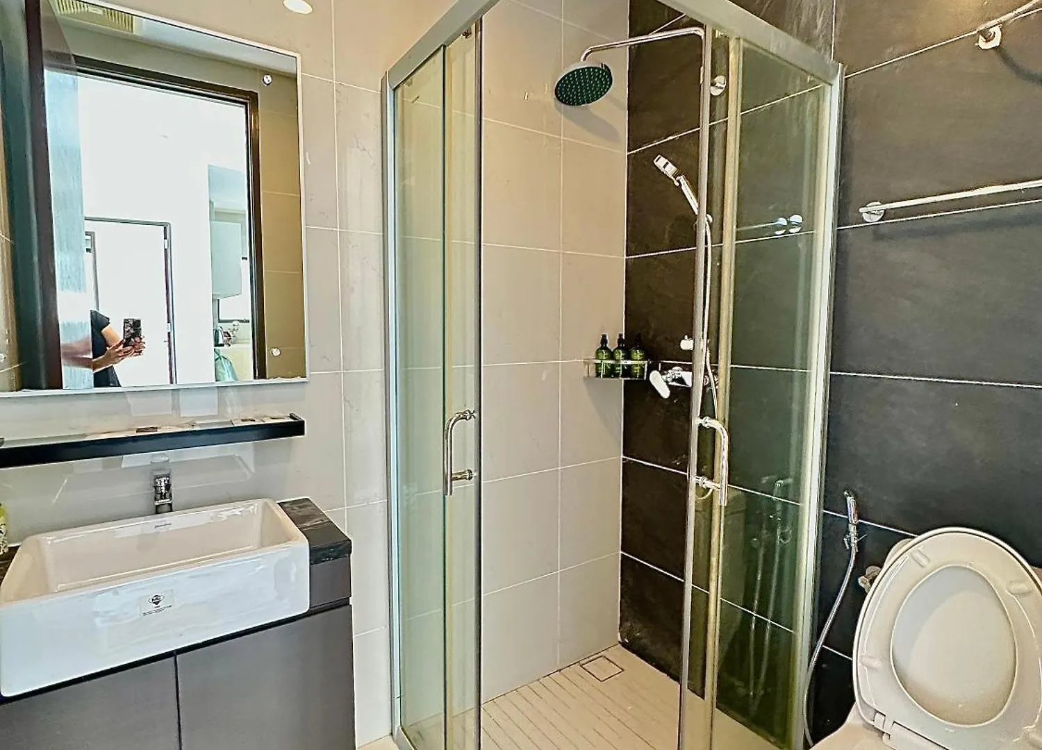 2 Bedroom Garden And Sea View Johor Bahru