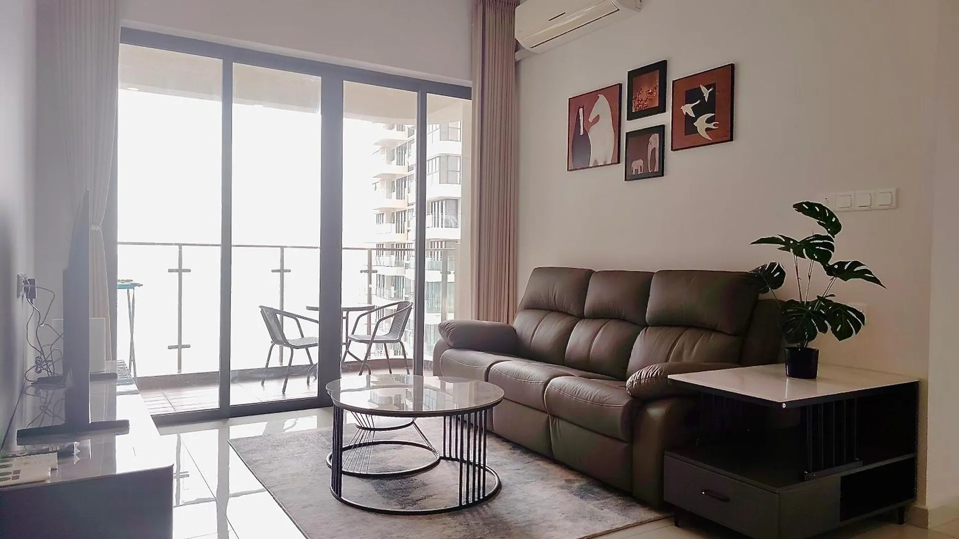 Apartment 2 Bedroom Garden And Sea View Johor Bahru