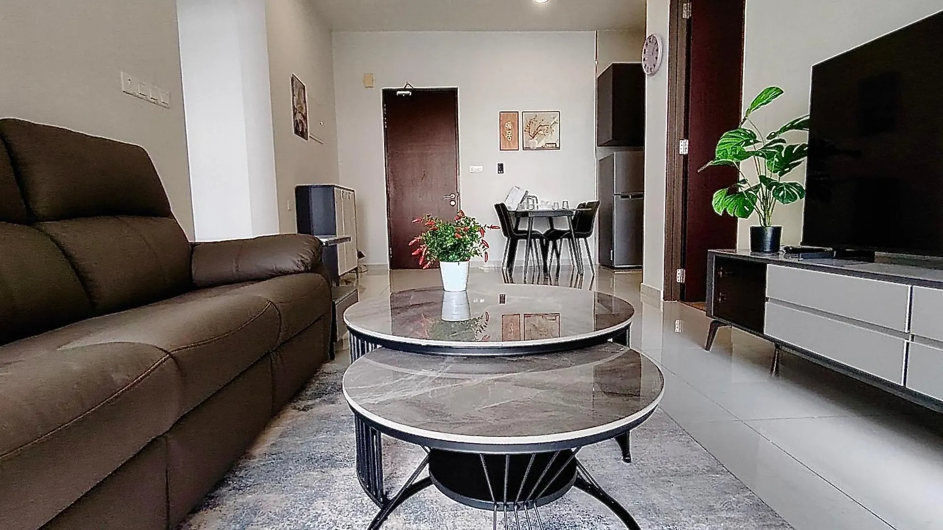 2 Bedroom Garden And Sea View Johor Bahru Apartment
