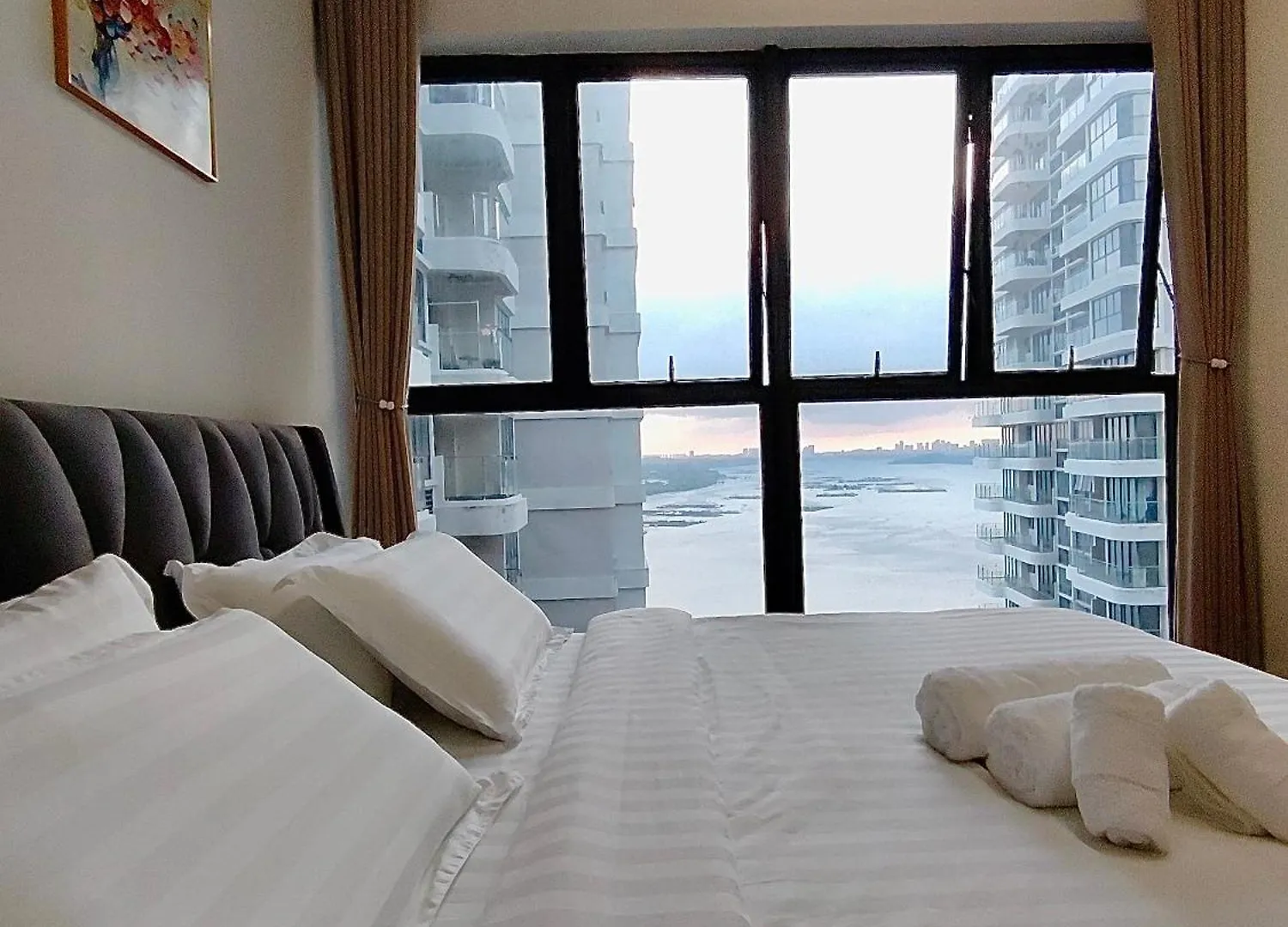 Apartment 2 Bedroom Garden And Sea View Johor Bahru